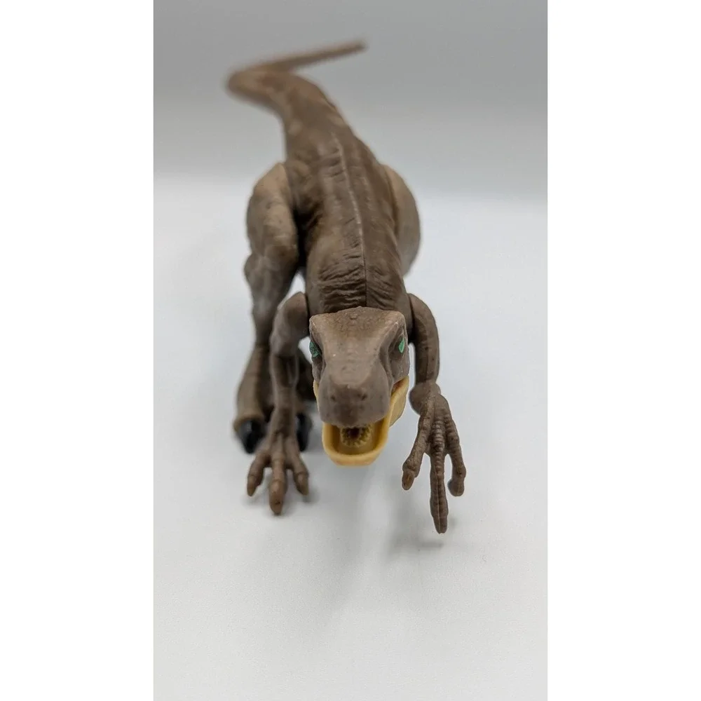 2017 Mattel Jurassic World Legacy Collection VELOCIRAPTOR Dinosaur Action Figure